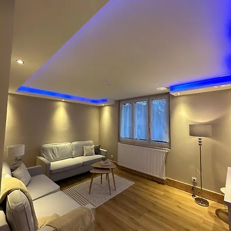 Apartament T4 *
